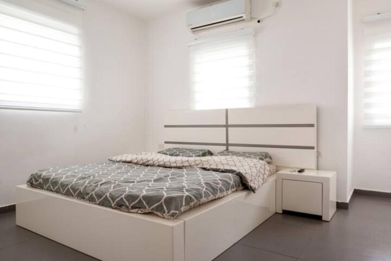 Oַ&O Group-Amazing Apt Bat-Yam 3 Min Walk To Beach Bat Yam Exterior photo