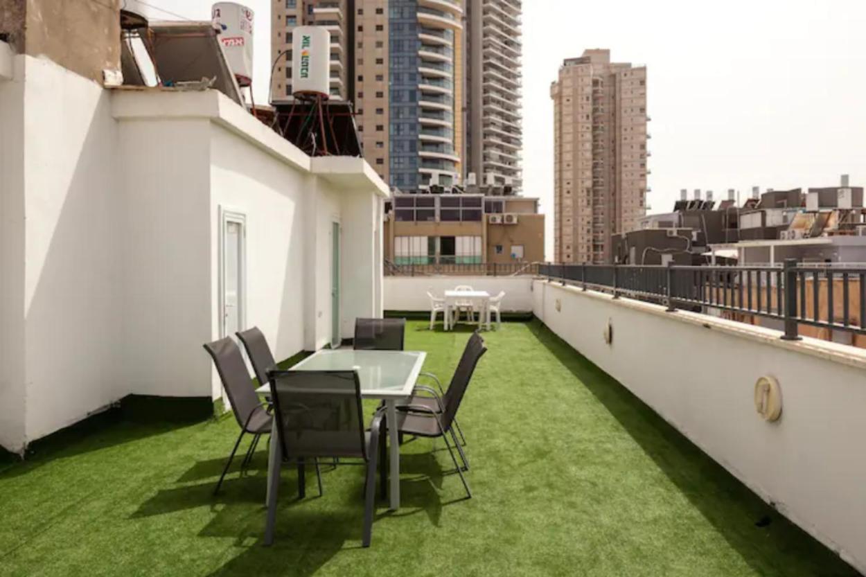 Oַ&O Group-Amazing Apt Bat-Yam 3 Min Walk To Beach Bat Yam Exterior photo